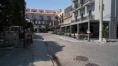 View of restaurants and cafes in Vallianou Square, Argostolion (Argostoli), Kefalonia (Cephalonia), Ionian Islands, Greek Islands, Greece, Europe