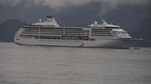 Cruise Ship: In Rainy Weather